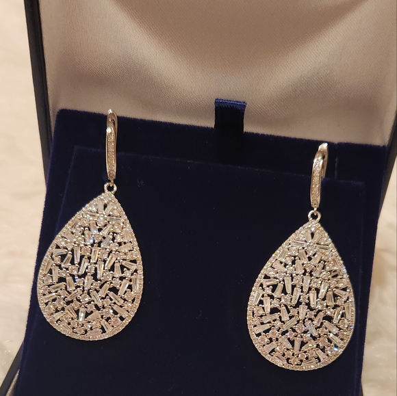 Large Pear Shape Drop Earrings - Picture 3 of 10